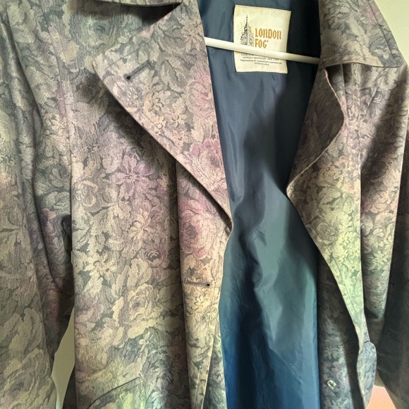 Vintage London Fog floral trench rain coat - Picture 12 of 17